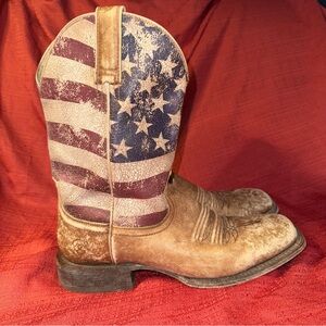 ARIAT Circuit American Flag Western Boots, Distressed Leather Men’s Size 9D, EUC